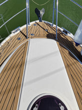 Load image into Gallery viewer, Bavaria 27 Sport. powerboats pvc synthetic teak deck services
